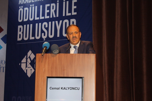 Hasan Kalyoncu Üniversitesi Akademik Ödül Töreni