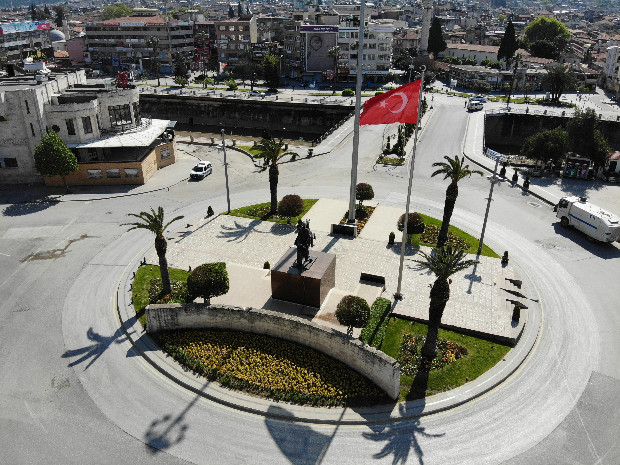 Havadan boş meydanlar böyle fotoğraflandı 