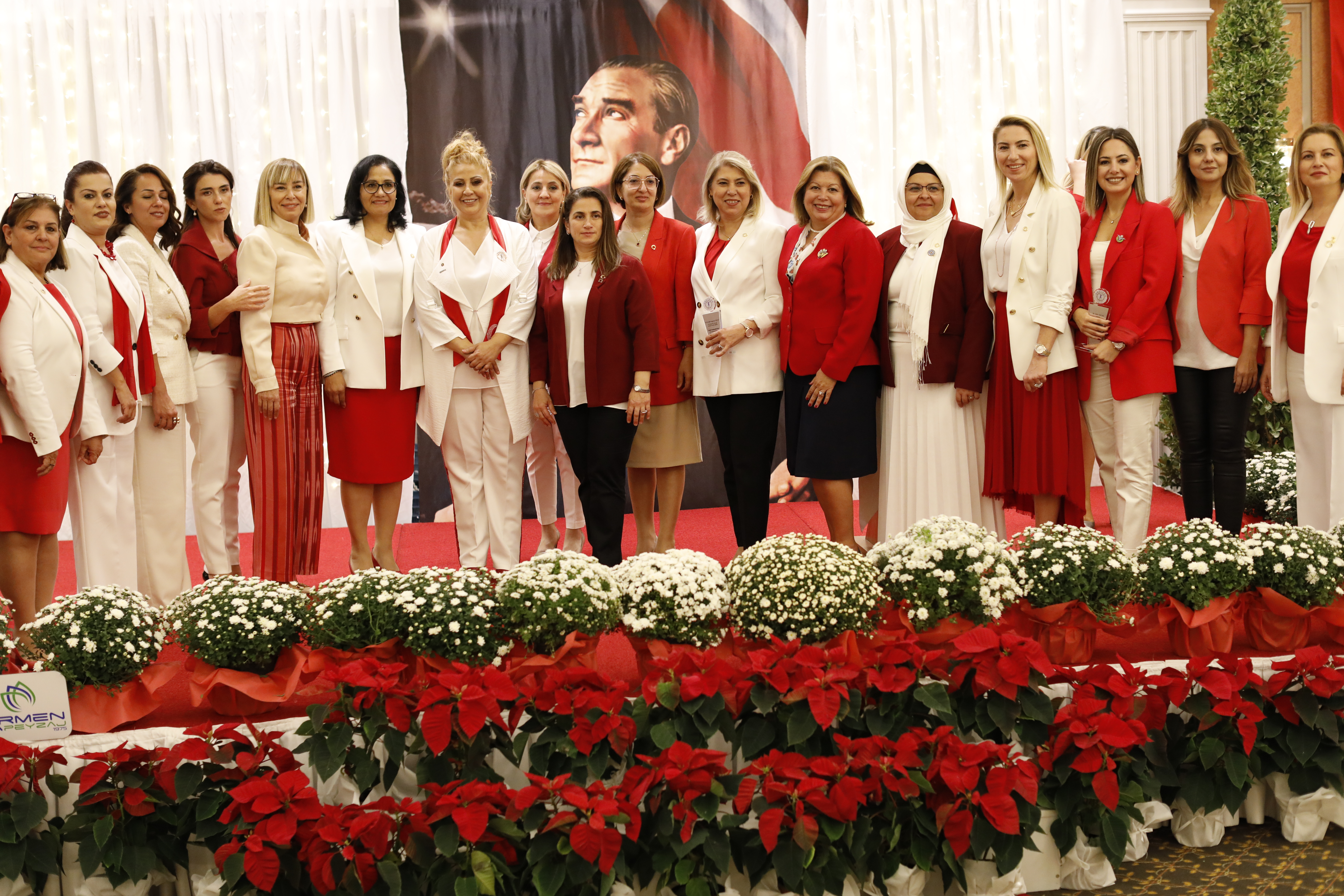 GAGİKAD ''KADIN CUMHURİYETTİR'' SEMPOZYUMU