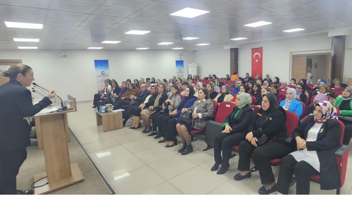 YEİP İşbirliğiyle Kadın Muhtar Adayları Gaziantep Kent Konseyinde Buluştu