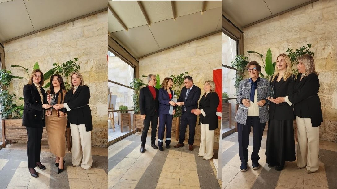 GİKAD Cumhuriyetin Kadınlarını Hatıra Defterinden Günümüze Taşıdı