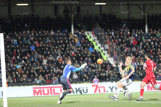 GAZİANTEPSPOR: 2 - FENERBAHÇE: 2