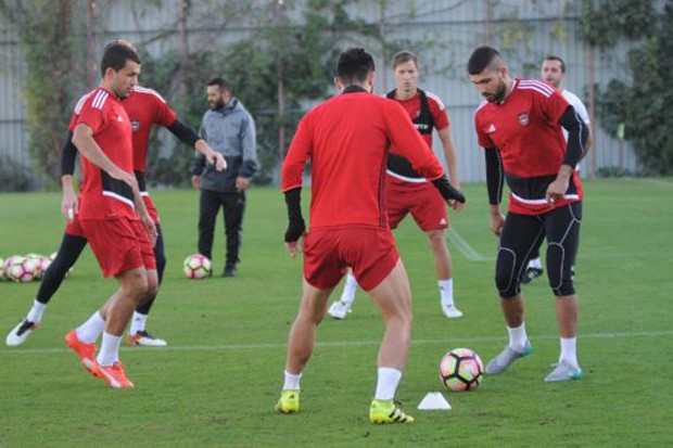 Gaziantepspor, salon ve sahada çalıştı