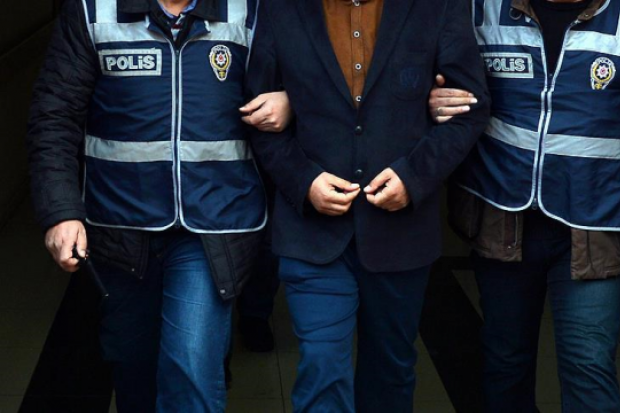 Gaziantep'te 9 avukata FETÖ gözaltısı