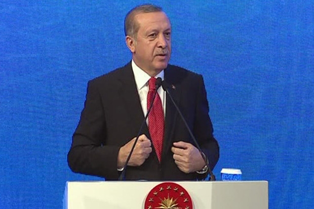 Erdoğan: "Terör örgütlerinin elinde dostlarımızın ürettiği silahlar var”