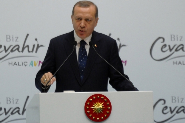Cumhurbaşkanı Erdoğan, "Yalnızlığımı biliyorum ama mücadelemi sürdüreceğim"