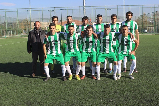 Yavuzelispor deplasmanda güldü