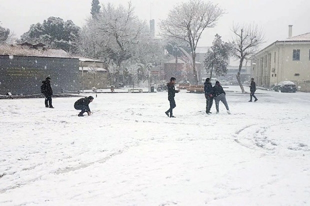 Bu şehirlerde eğitime kar engeli