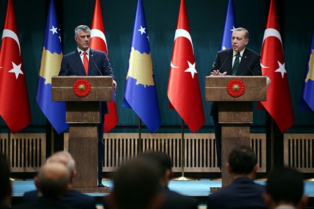 Cumhurbaşkanı Erdoğan’dan Kosovalı gazeteciye FETÖ cevabı