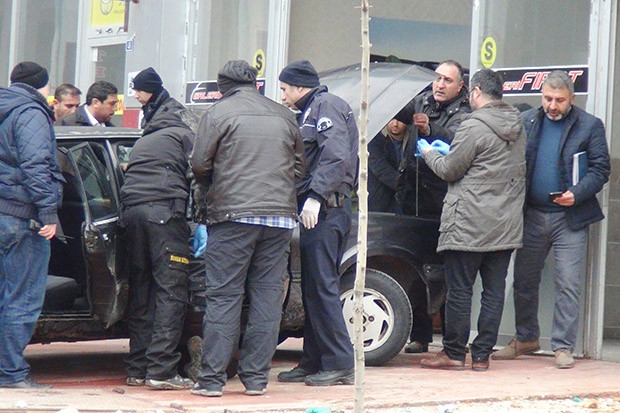 Gaziantep'te  kavgadan el bombası çıktı