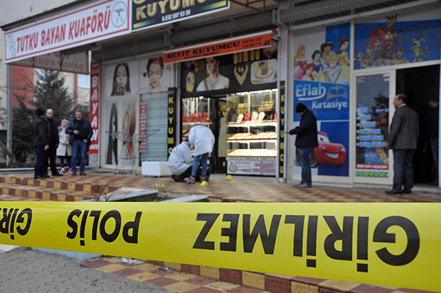 Gaziantep’te kuyumcuda silahlı soygun