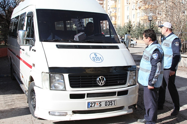 Gaziantep Büyükşehir Zabıtasından öğrenci servislerine denetim
