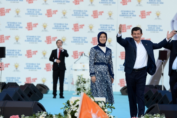 Davutoğlu: 'Nişantaşı’ndan Kandil’e köprüler kuruyorlar'