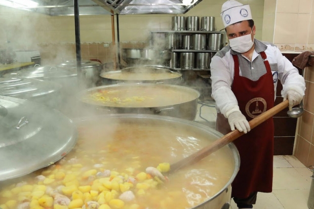 Şahinbey 2016 yılında 2 milyon 252 bin kişiye sıcak yemek ikram etti