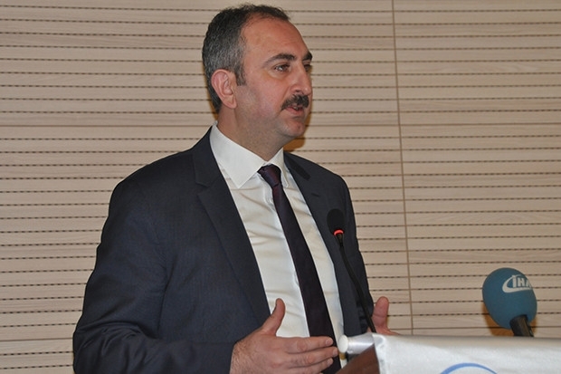 Gaziantep'te “Yeni Anayasa ve Başkanlık Sistemi” paneli