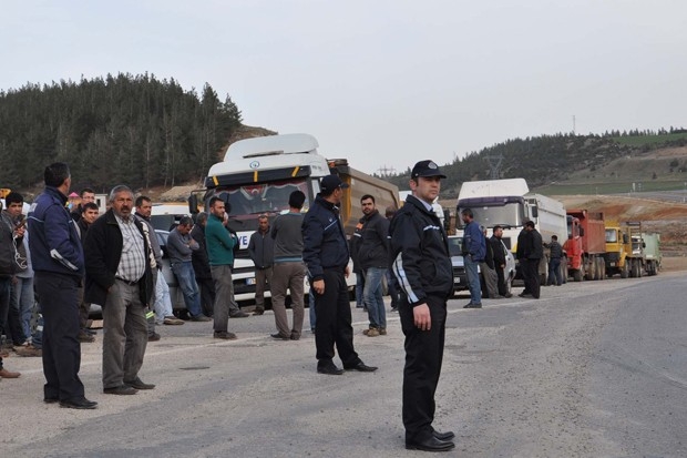 Direksiyon başında kalp krizi geçirerek öldü