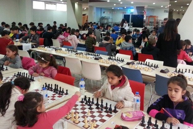 Geleneksel Bahar Satranç Turnuvası yapıldı