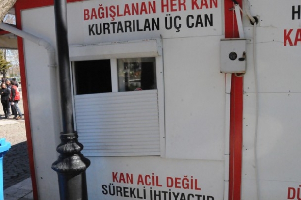Gaziantep'te, Kızılay'ın kan toplama birimine hırsızlar girdi