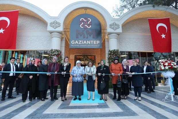 Başbakan Binali Yıldırım'ın eşi Mutfak Sanatları Merkezini açtı