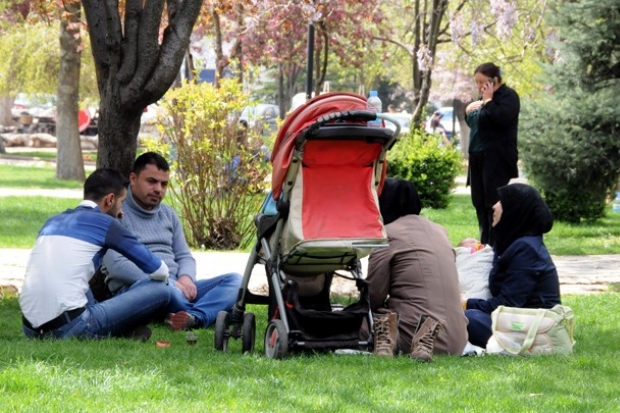 Gaziantep'teki, Suriyeliler parklara koştu