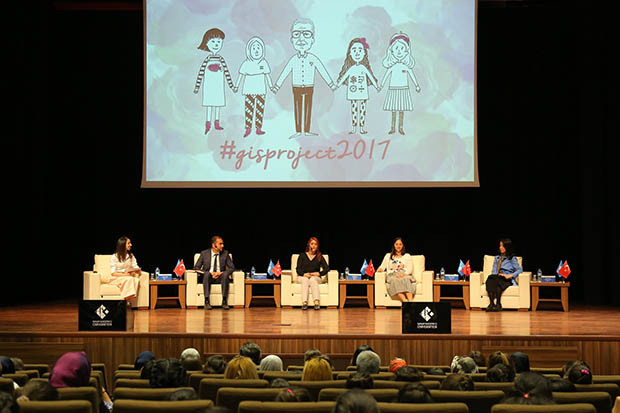 Hasan Kalyoncu Üniversitesi'nin ev sahipliğinde kız çocukları için Stem Kampları