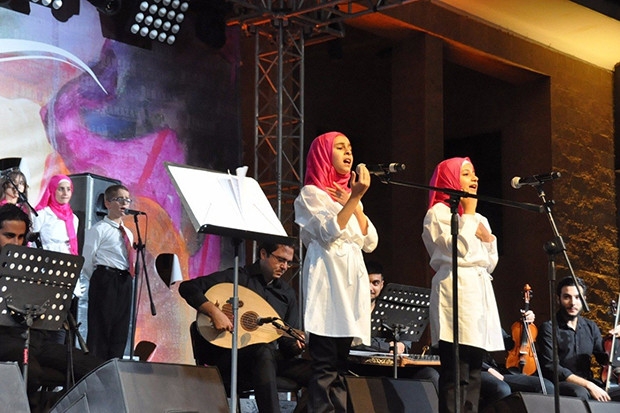 Suriyeli çocuklardan konser