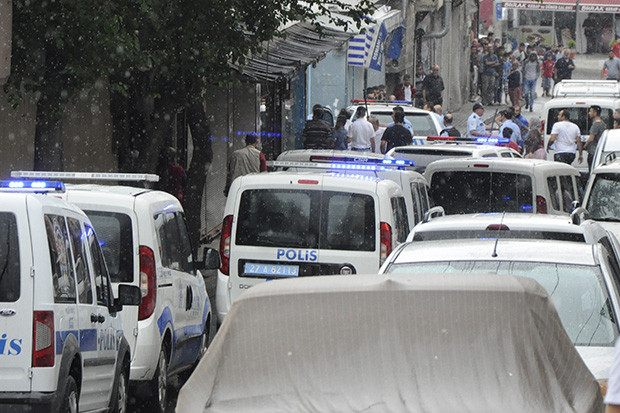 Gaziantep'te iki komşu aile arasında silahlı kavga