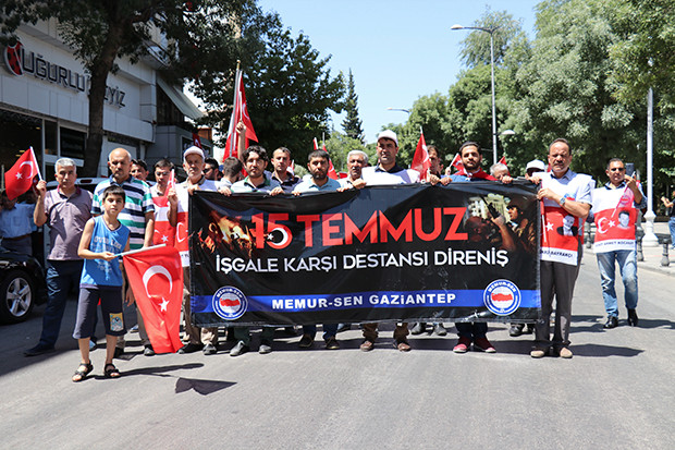 Gaziantep’te 15 Temmuz şehitleri için yürüyüş