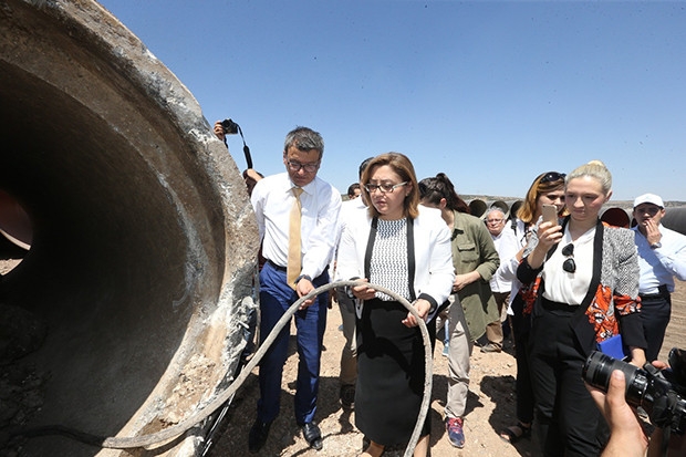 Gaziantep'te 41 yıllık su boruları yenilendi