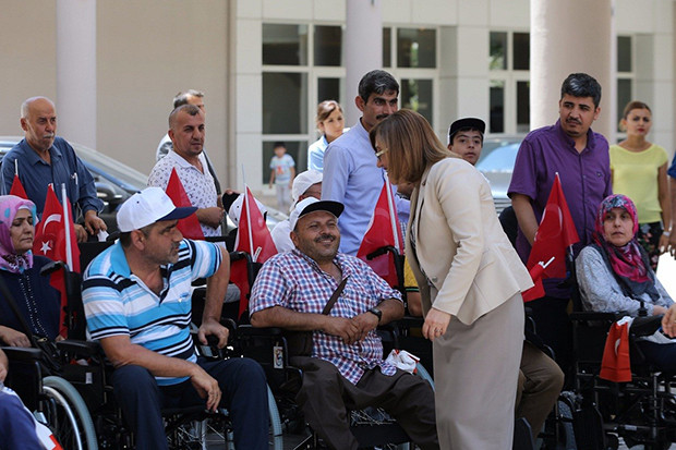 Gaziantep Büyühşehir’den engellilere yardım eli