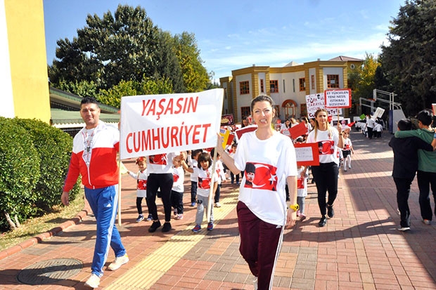 Muhteşem Cumhuriyet yürüyüşü