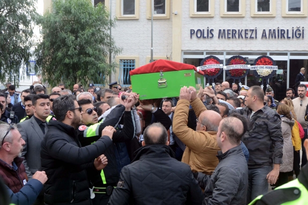 Beyin tümörüne yenik düştü