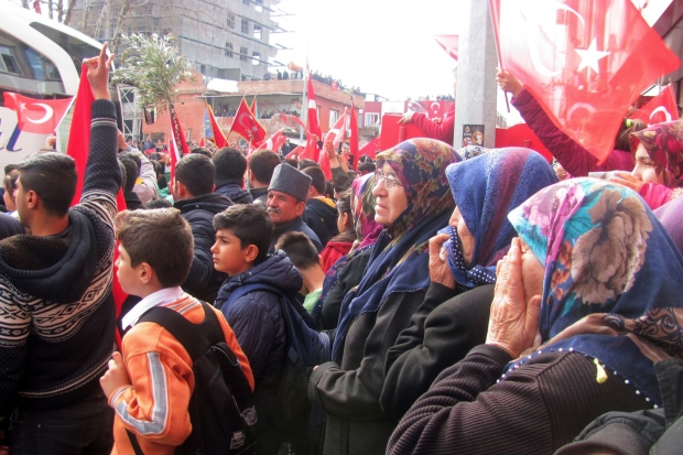 Afrin'e giden özel birliklere çok özel karşılama