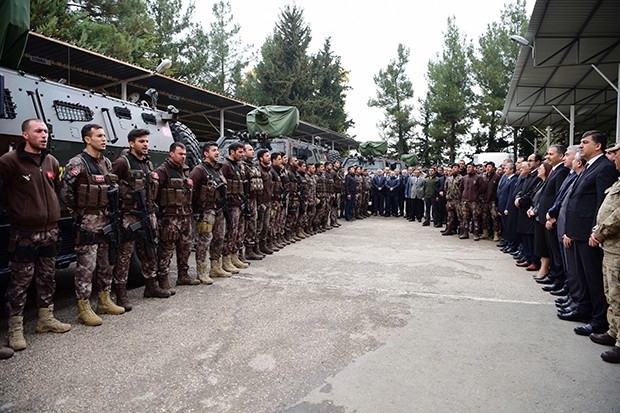 PÖH'ler dualarla Afrin'e uğurlandı