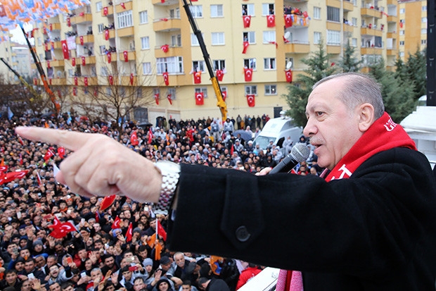 Cumhurbaşkanı Erdoğan: "İnşallah oradaki teröristleri derdest edip, o toprakları sahiplerine teslim edeceğiz"