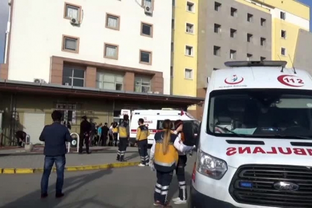Cerablus'taki saldırıda yaralanan 5 kişi Türkiye'ye getirildi