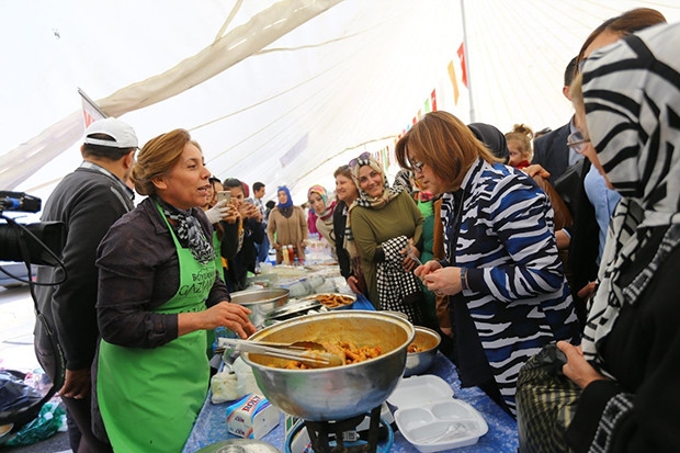 Doğal yaşam pazarı açıldı