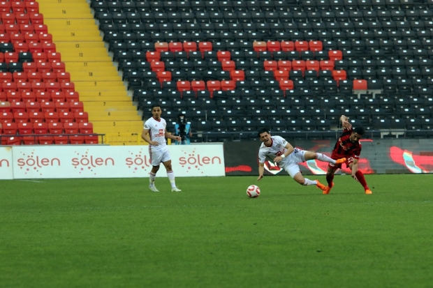 Gol düellosunda kazanan Gazişehir