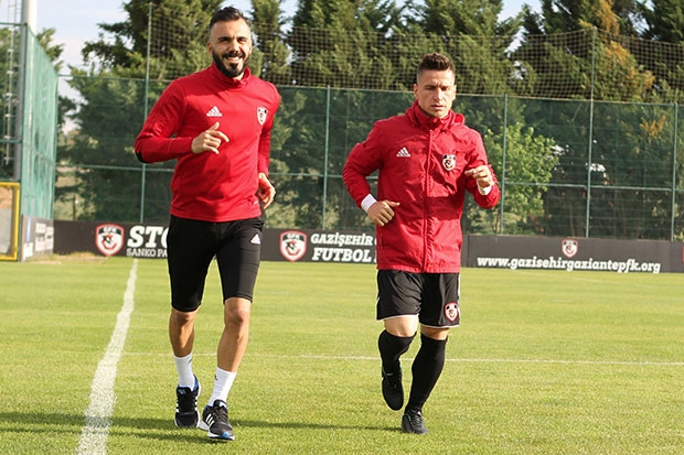 Gazişehir'de play-off hazırlıkları sürüyor