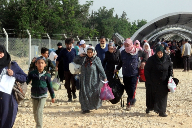 Suriyelilerin ülkelerine gidişlerinde yoğunluk