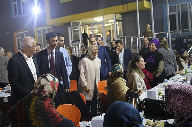 MÜSİAD'dan sahur programı