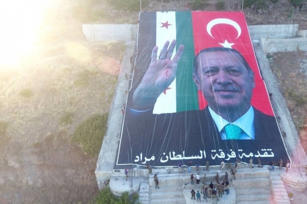 Darmık Dağı'nda Erdoğan posteri