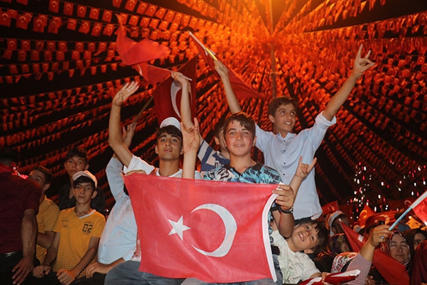 Gaziantep 15 Temmuz’un 2. yıl dönümünde tek yürek oldu