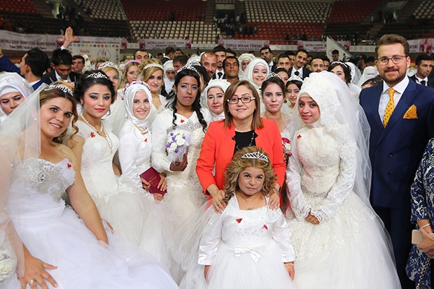 Büyükşehir toplu nikah törenine hazırlanıyor