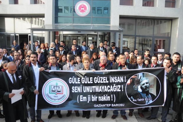 Gaziantep'te avukatlardan Tahir Elçi protestosu