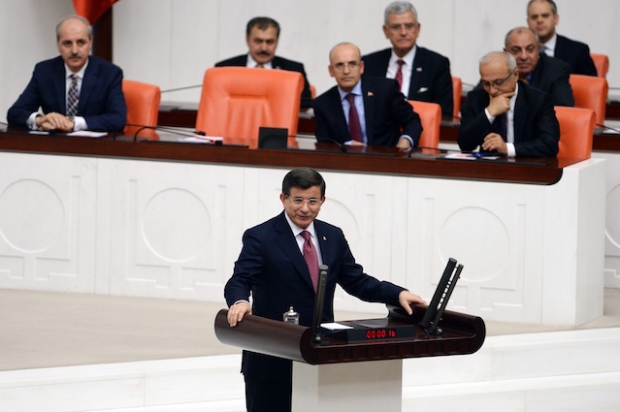 Başbakan Davutoğlu: “Biz olsak ne yapardık diye düşünün”