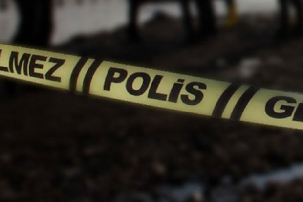 Gaziantep'te kamyon otomobil ile çarpıştı: 2 ölü, 3 yaralı