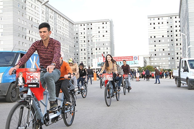 Üniversiteli öğrencilerden “Farkındalık” etkinliği