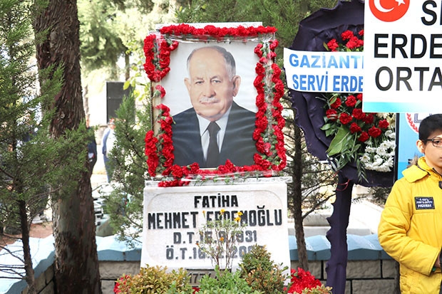 Mehmet Erdemoğlu mezarı başında anıldı