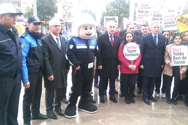 ‘Öncelik hayatın, öncelik yayanın’ etkinliği